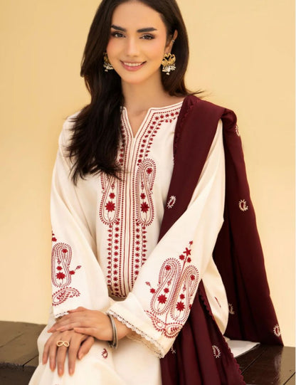 Dhanak Mareena Off White