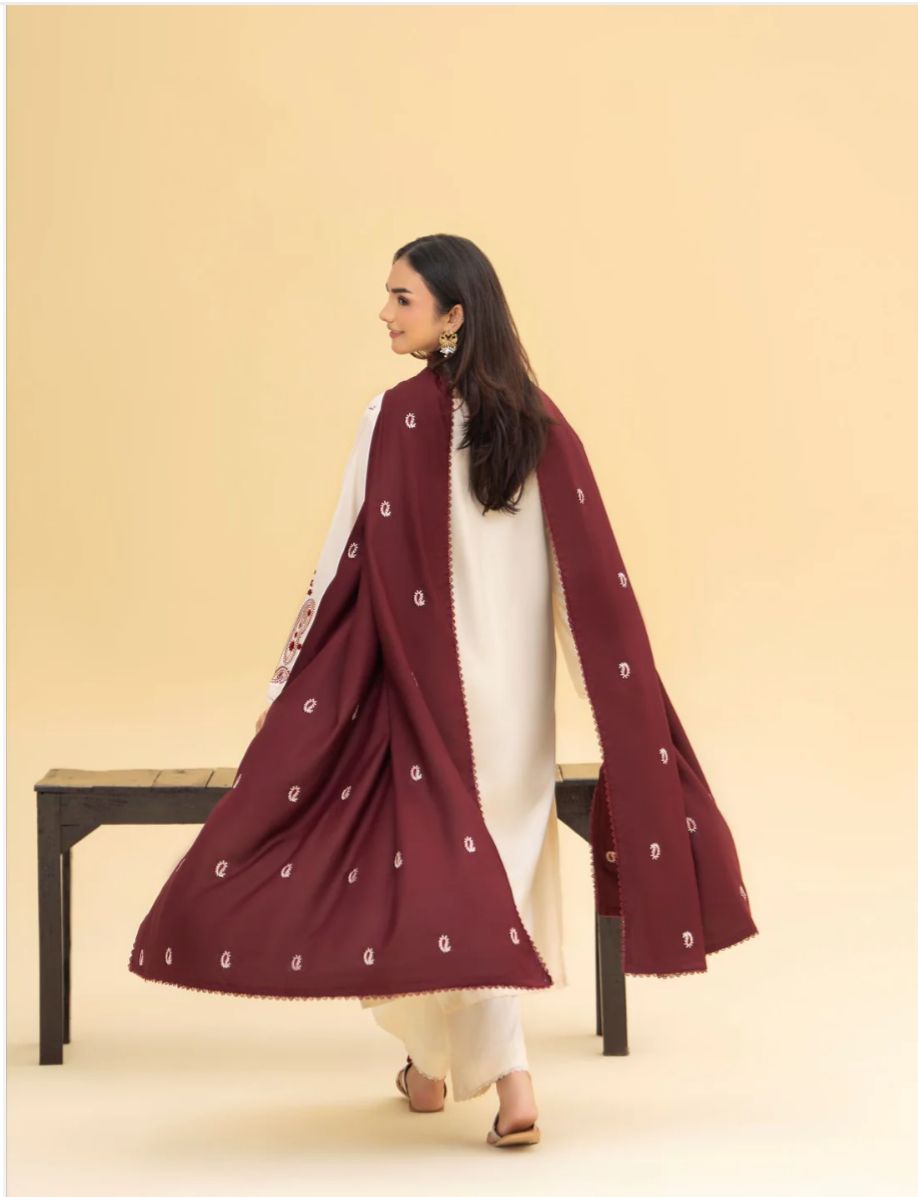 Dhanak Mareena Off White