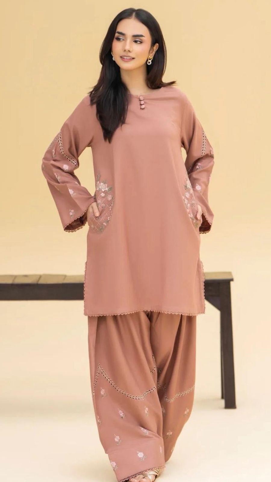 Lawn Embroidered 2Piece D-1001