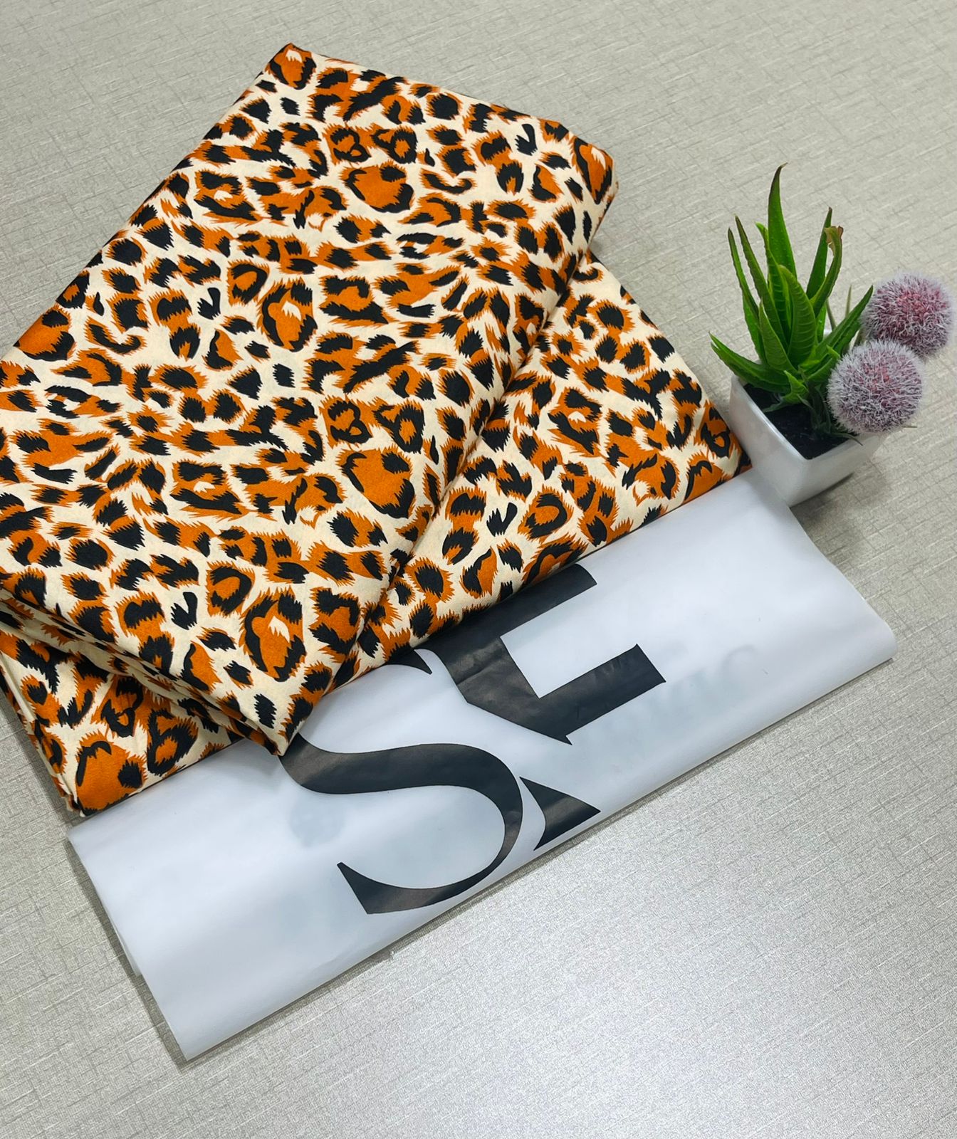 Selected Variant Image